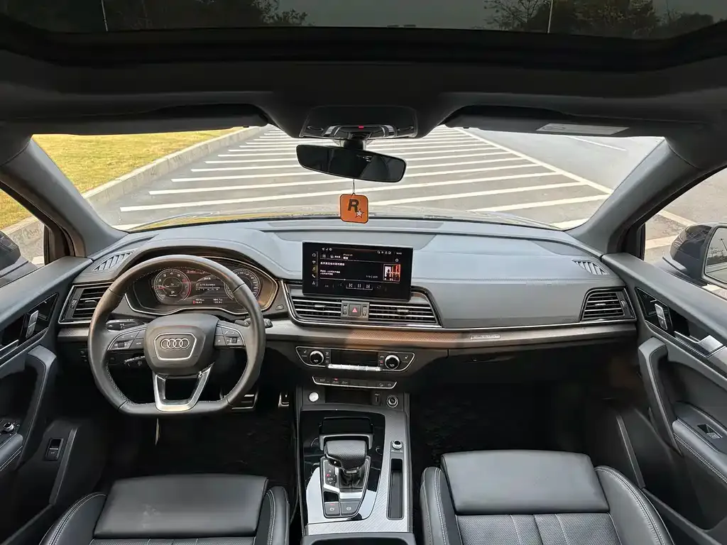 Audi Q5L 2025 из CN, фото 2