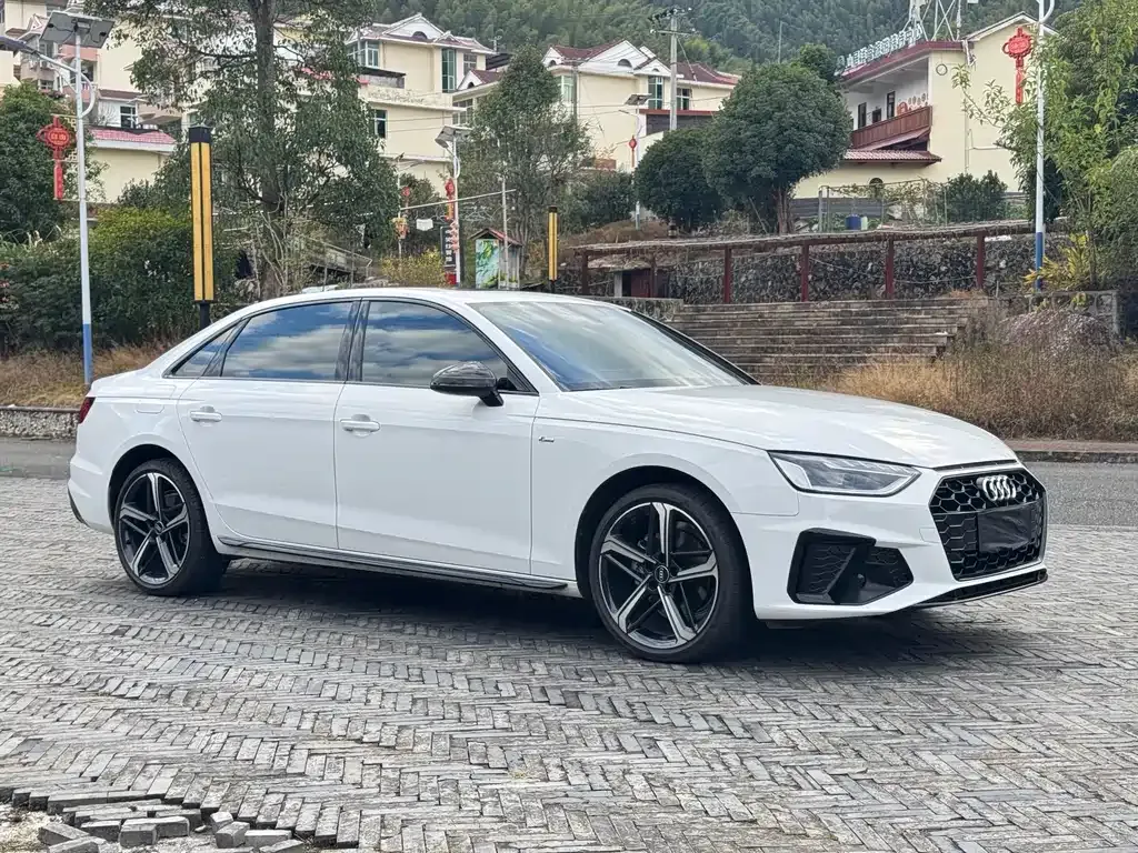 Audi A4L 2025 из CN, фото 2