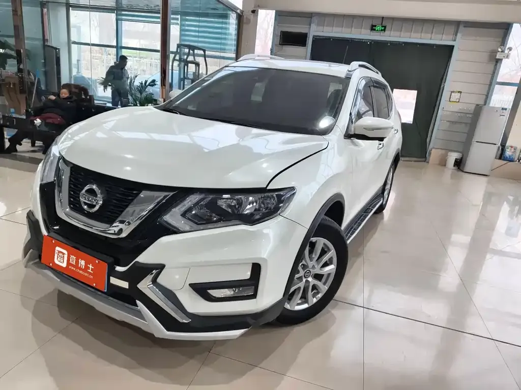 Nissan X-Trail 2022 из CN, фото 1