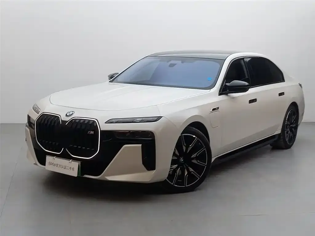 BMW i7 M70L 2025 из CN, фото 1