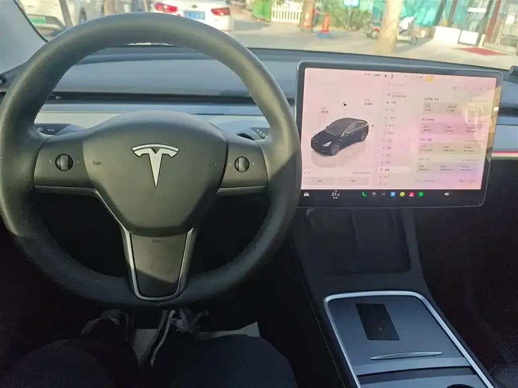 Tesla Model Y 2024 из CN, фото 2
