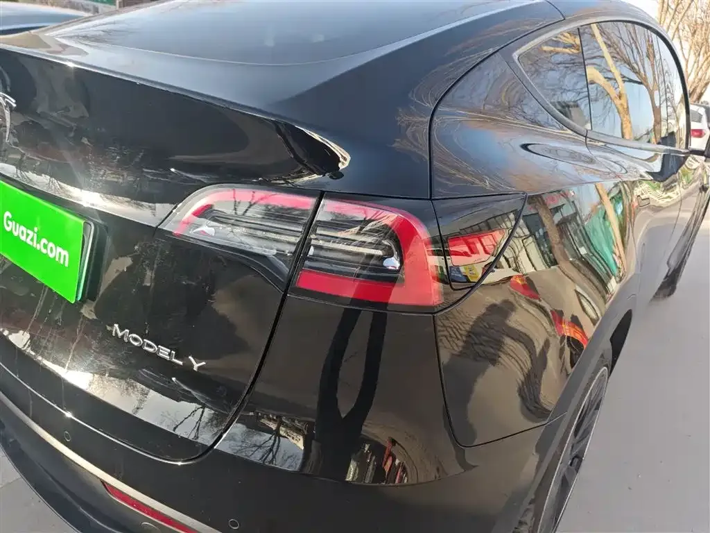 Tesla Model Y 2024 из CN, фото 5