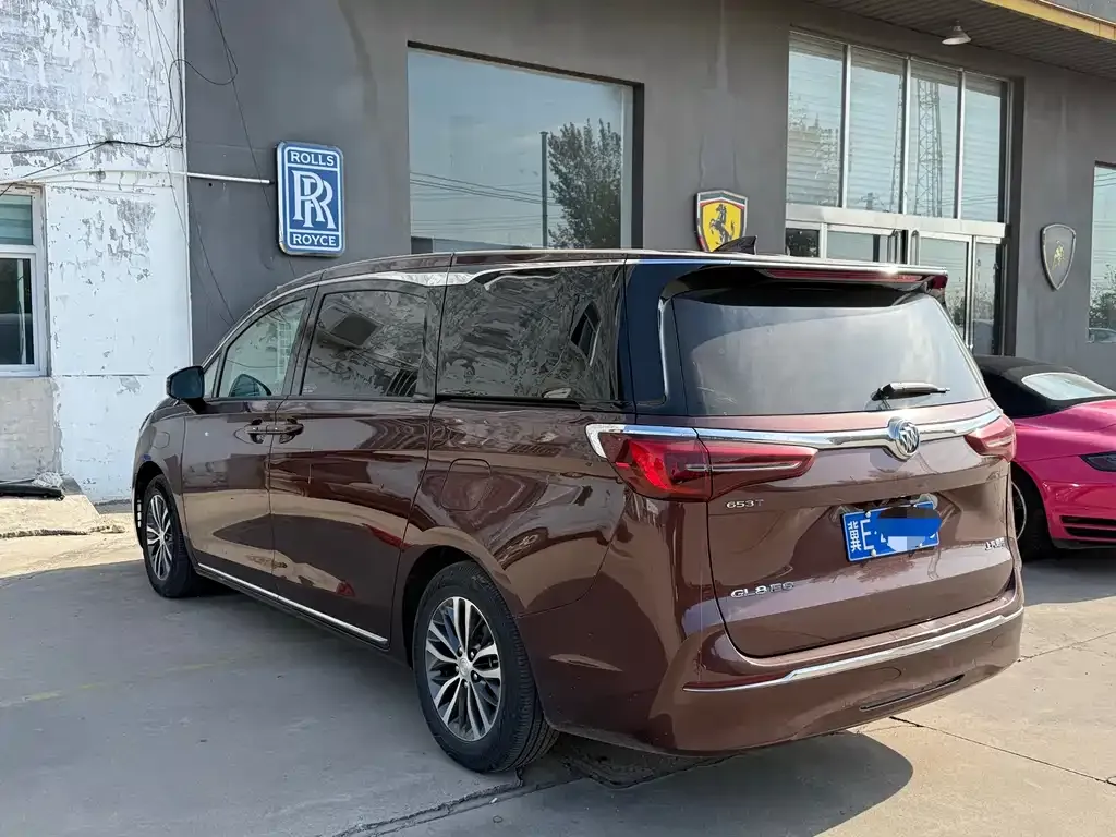 Buick GL8 2023 из CN, фото 7