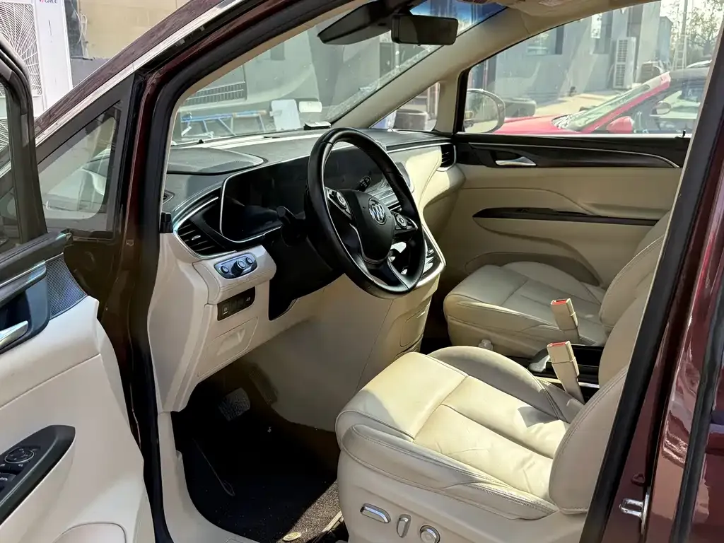 Buick GL8 2023 из CN, фото 8