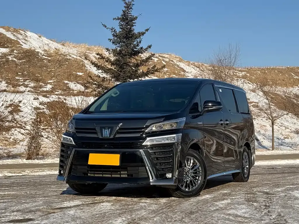 Toyota Vellfire 2023 из CN, фото 1