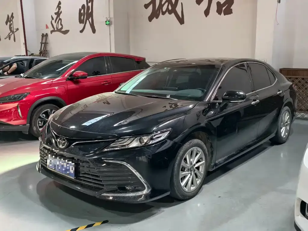 Toyota Camry 2022 из CN, фото 1
