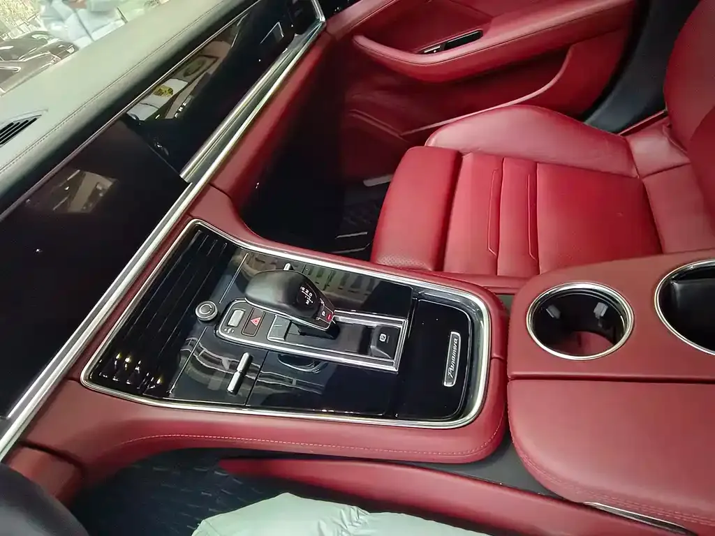 Porsche Panamera 2021 из CN, фото 7
