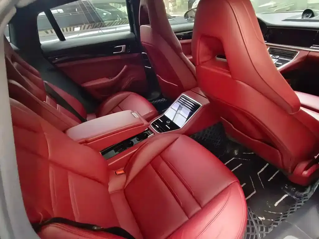 Porsche Panamera 2021 из CN, фото 2