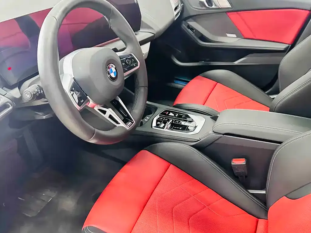 BMW 2 Series 2025 из CN, фото 9