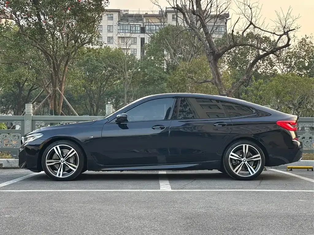 BMW 6 Series GT 2022 из CN, фото 10