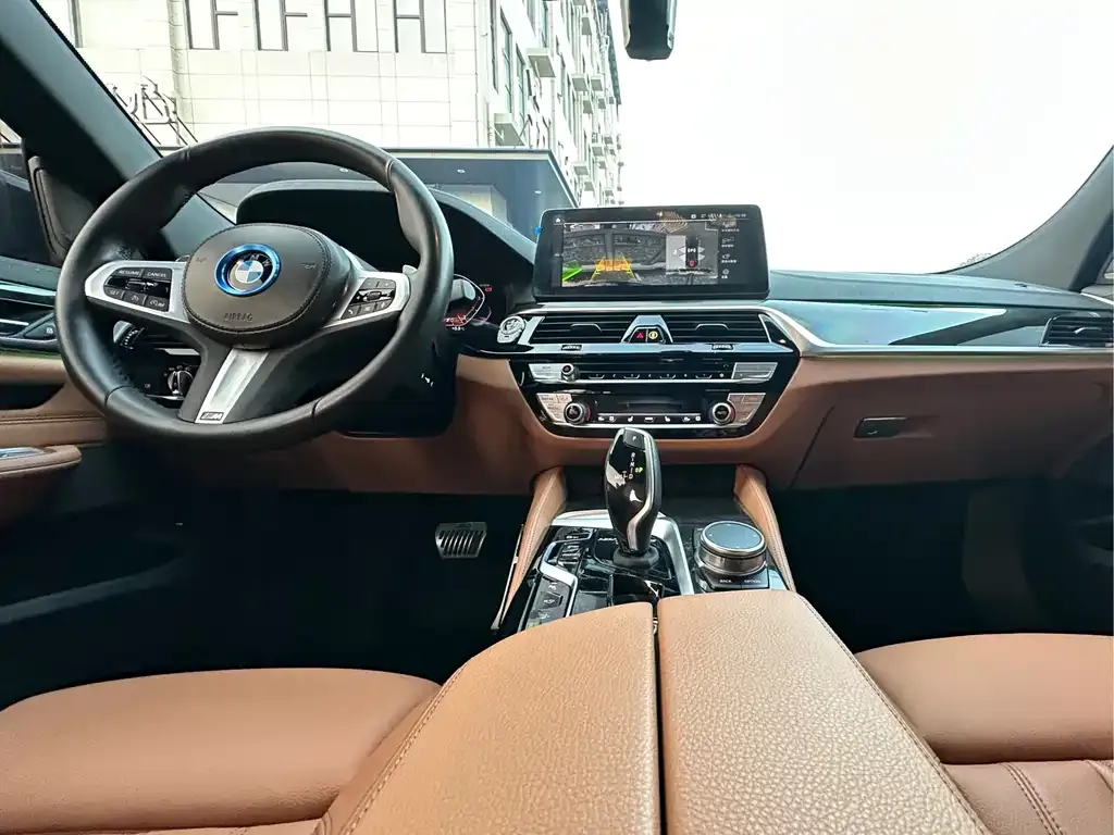 BMW 6 Series GT 2022 из CN, фото 2
