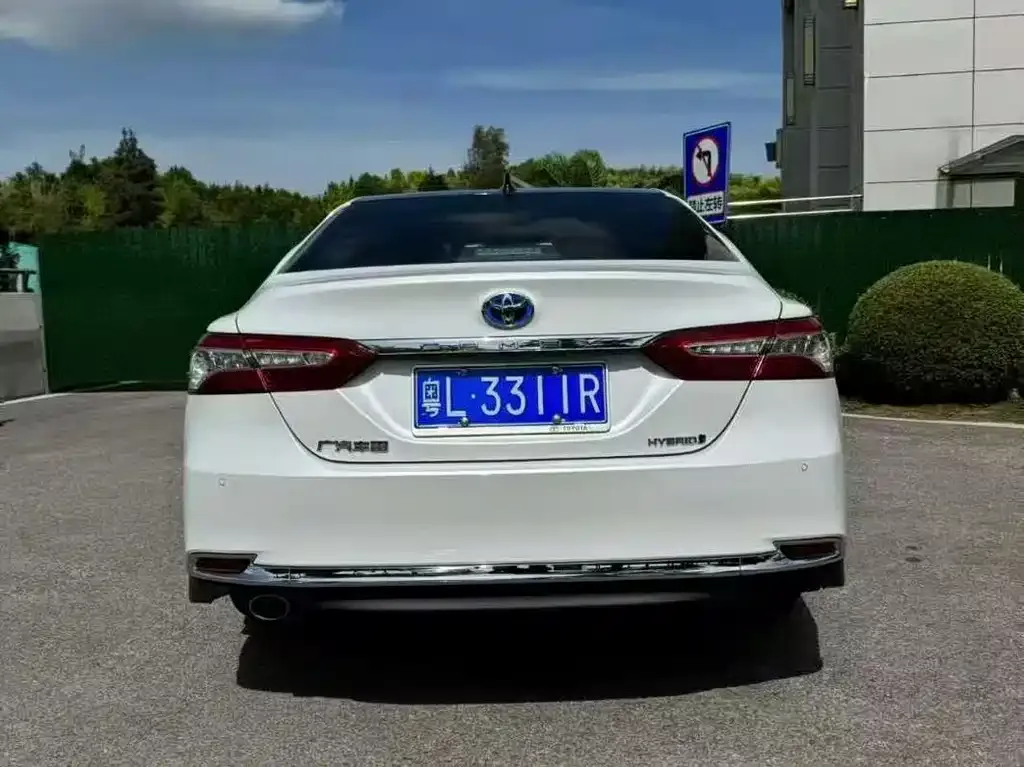 Toyota Camry 2024 из CN, фото 2