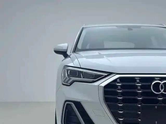 Audi Q3 2021 из CN, фото 8