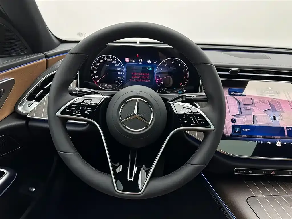 Mercedes-Benz E-Class 2025 из CN, фото 9