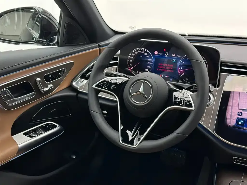 Mercedes-Benz E-Class 2025 из CN, фото 10