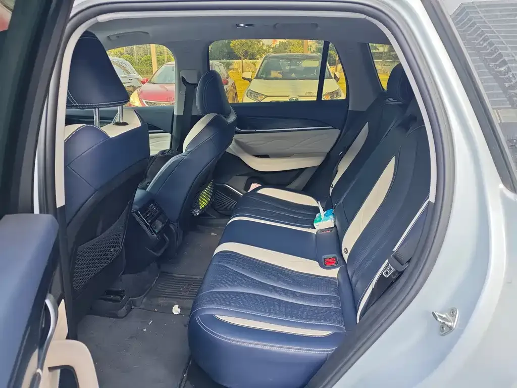 Geely Xingyue L 2023 из CN, фото 7