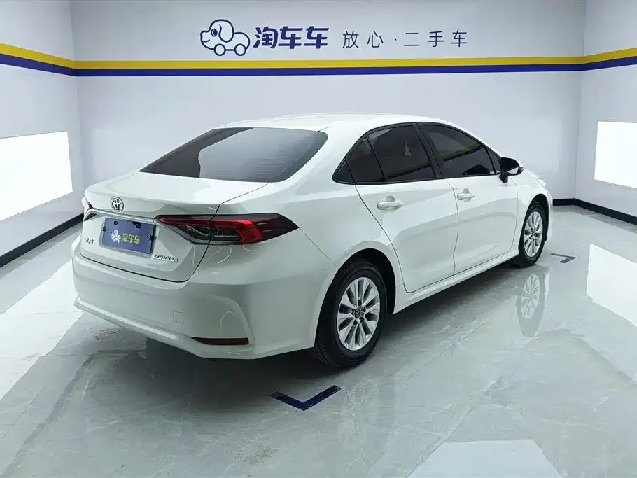 Toyota Corolla 2022 из CN, фото 7