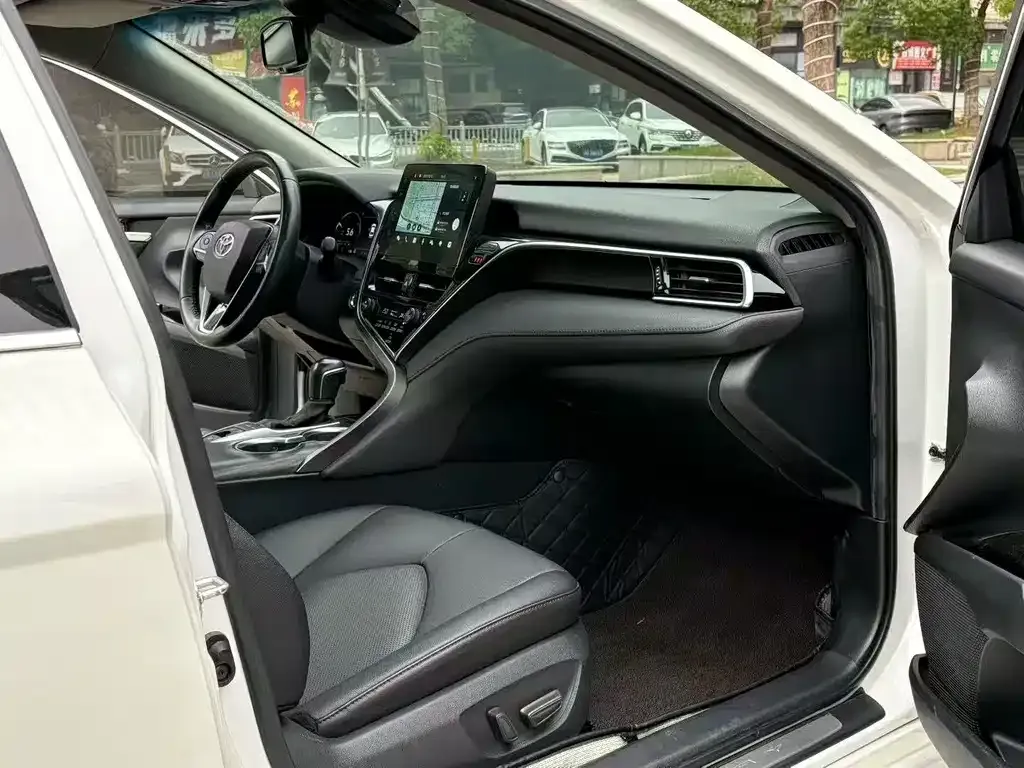 Toyota Camry 2022 из CN, фото 6