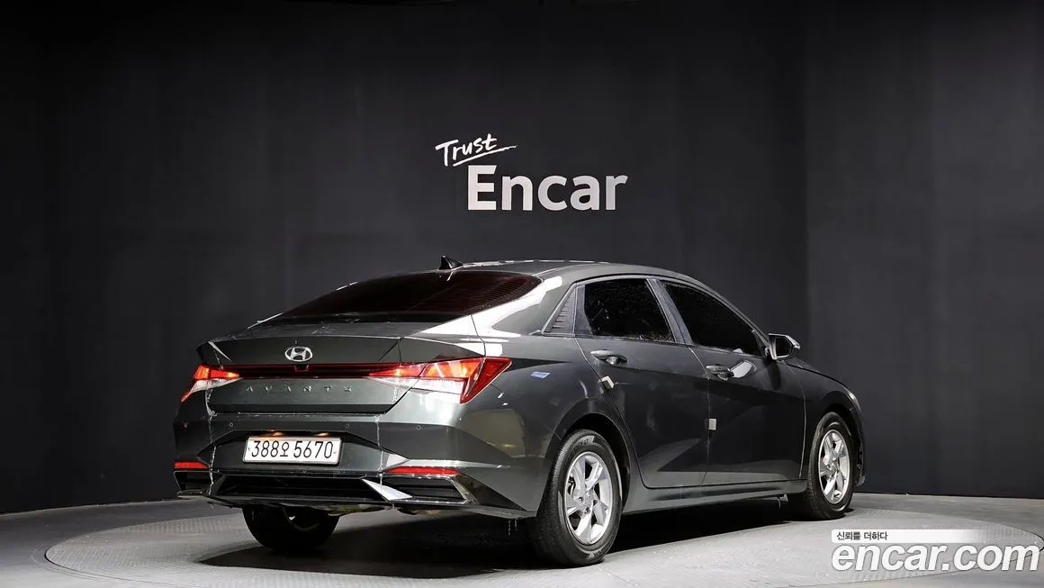 Hyundai AVANTE 2021 из KR, фото 2
