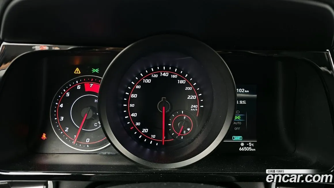 Hyundai AVANTE 2021 из KR, фото 4