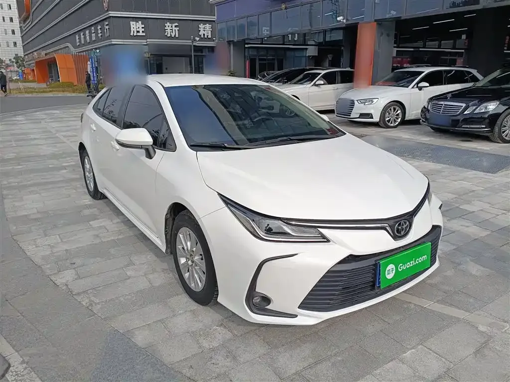 Toyota Corolla 2023 из CN, фото 3
