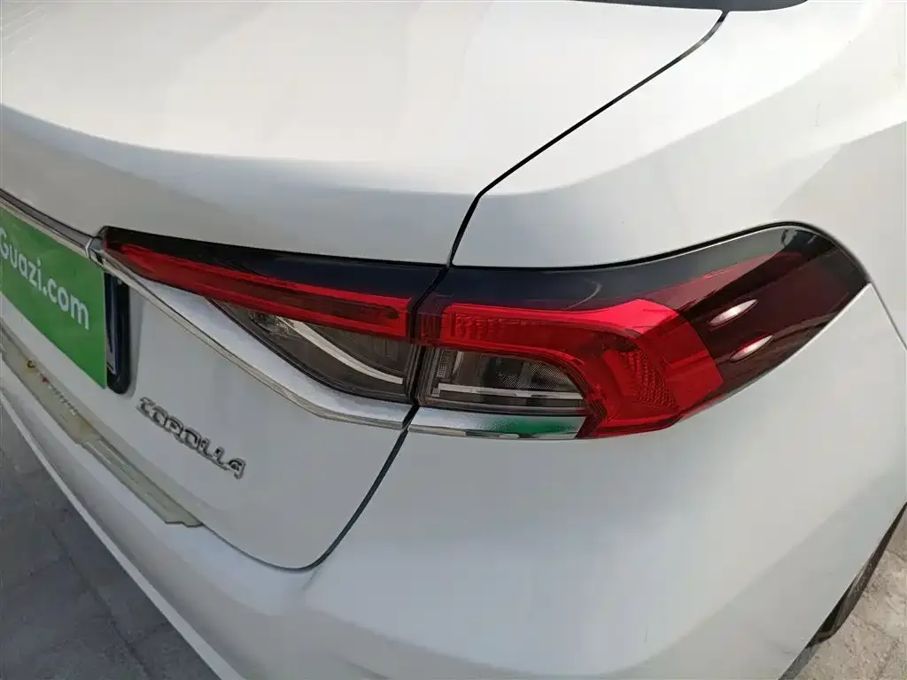 Toyota Corolla 2023 из CN, фото 2