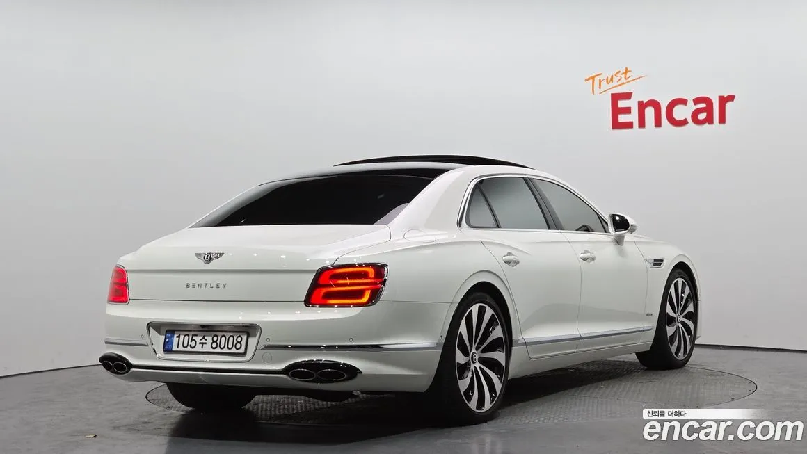 Bentley Flying Spur 2024 из KR, фото 5
