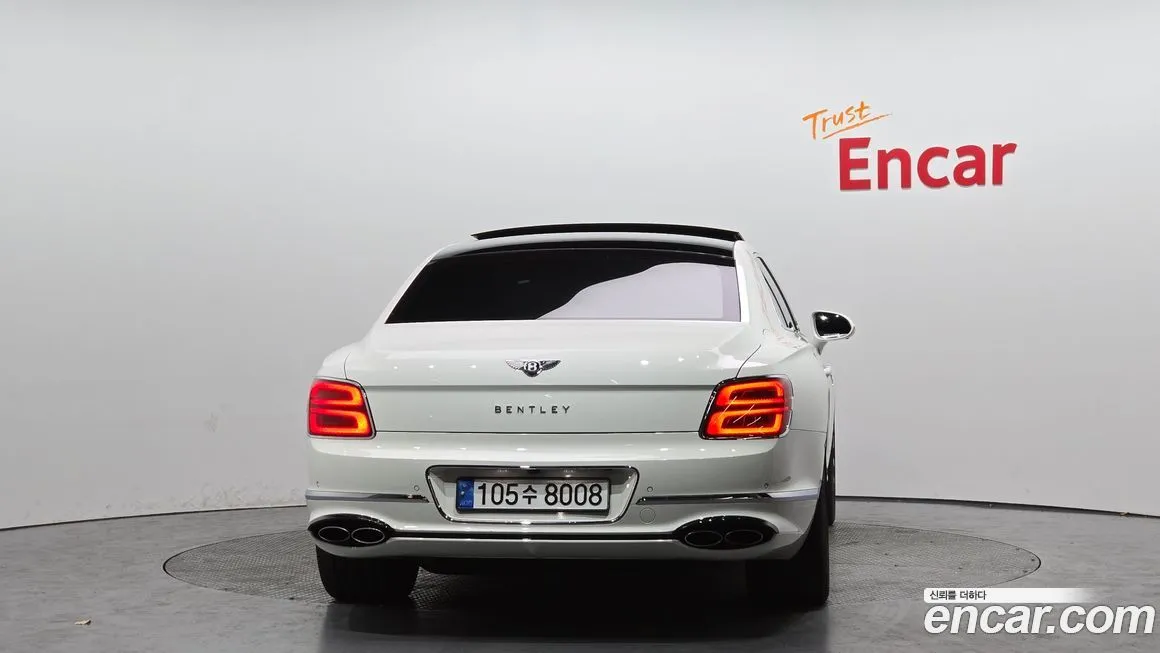 Bentley Flying Spur 2024 из KR, фото 2