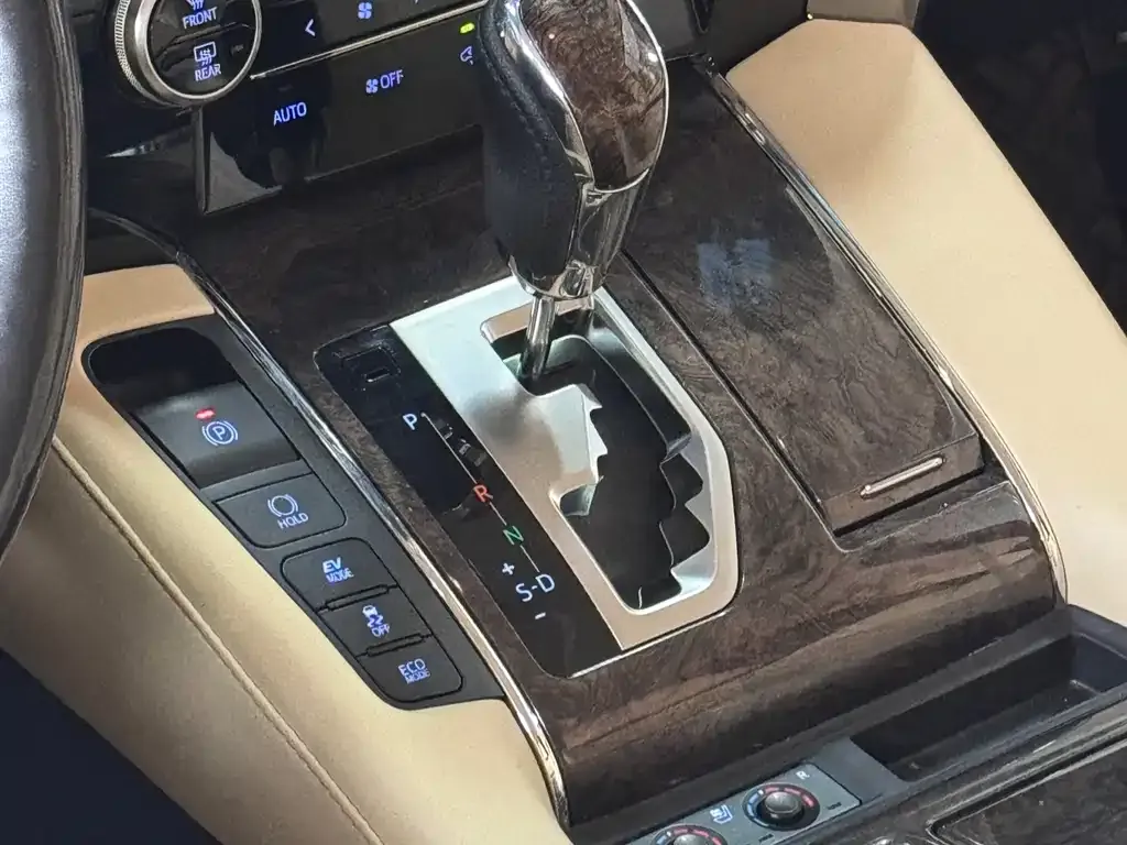 Toyota Vellfire 2021 из CN, фото 3