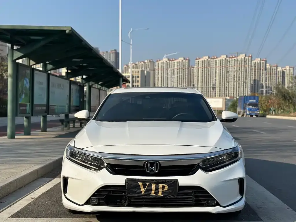 Honda Inspire 2023 из CN, фото 2