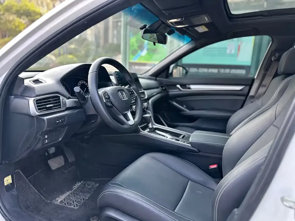 Honda Inspire 2023 из CN, фото 7