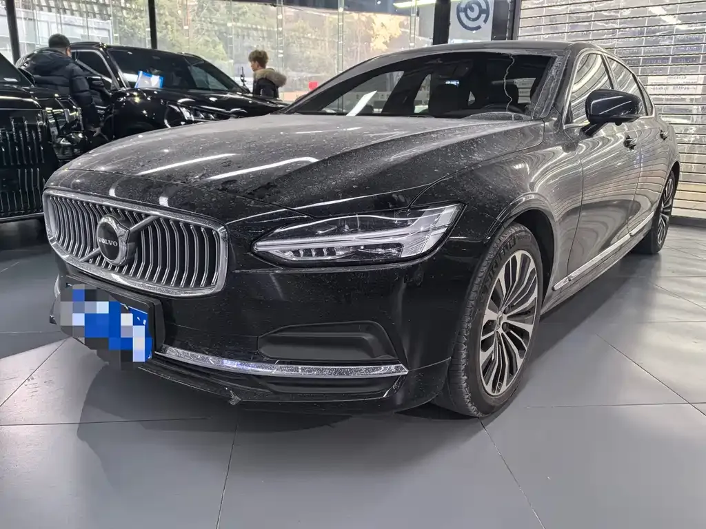 Volvo S90 2024 из CN, фото 1