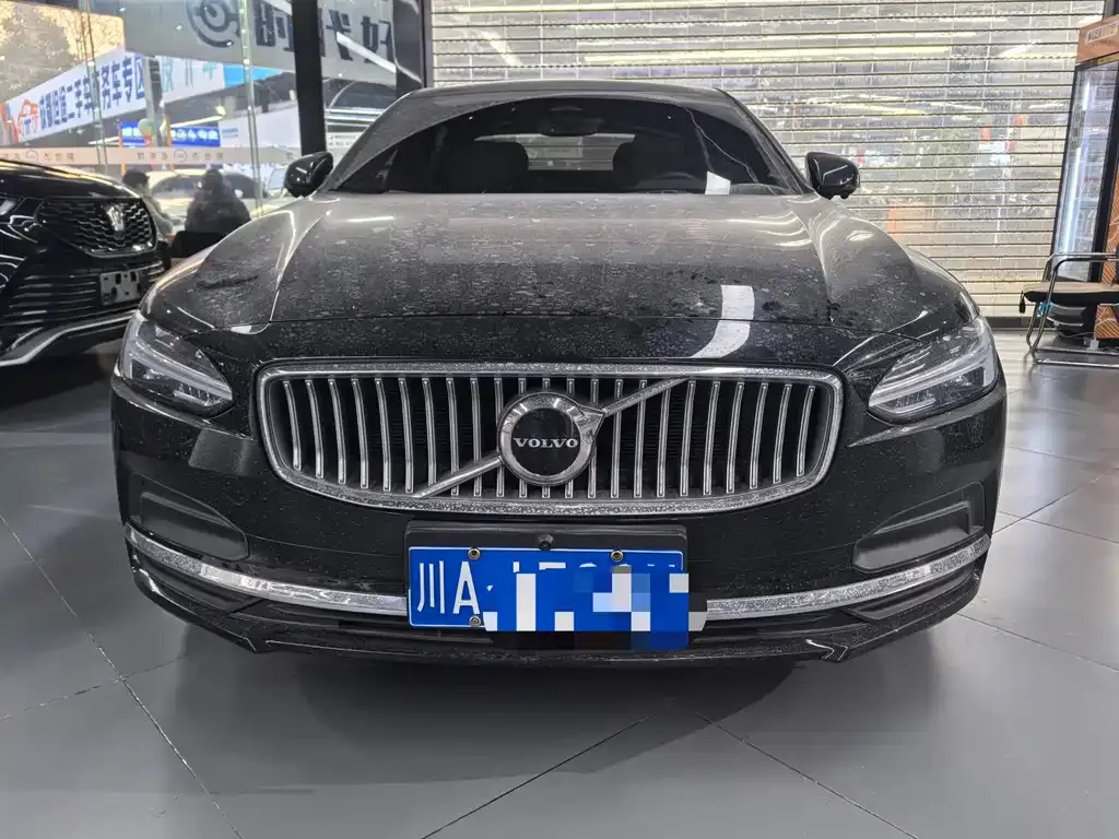 Volvo S90 2024 из CN, фото 3