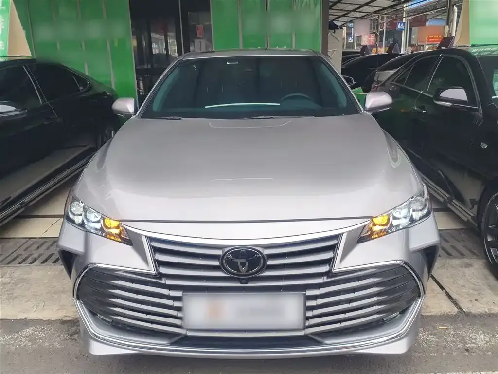 Toyota Avalon 2021 из CN, фото 3