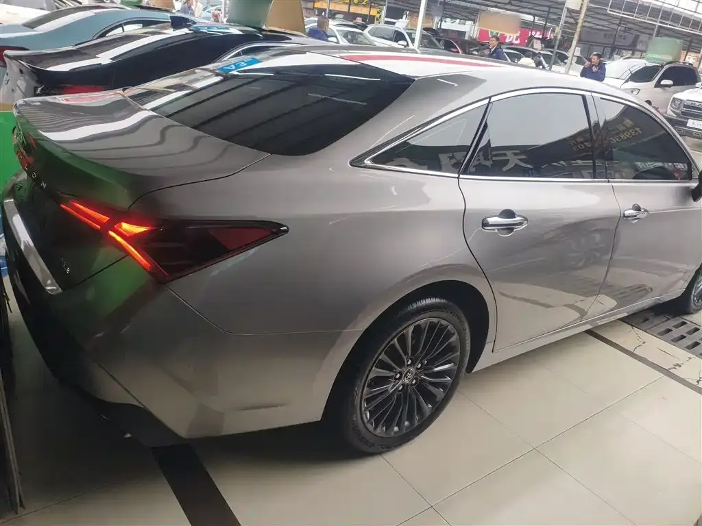 Toyota Avalon 2021 из CN, фото 7