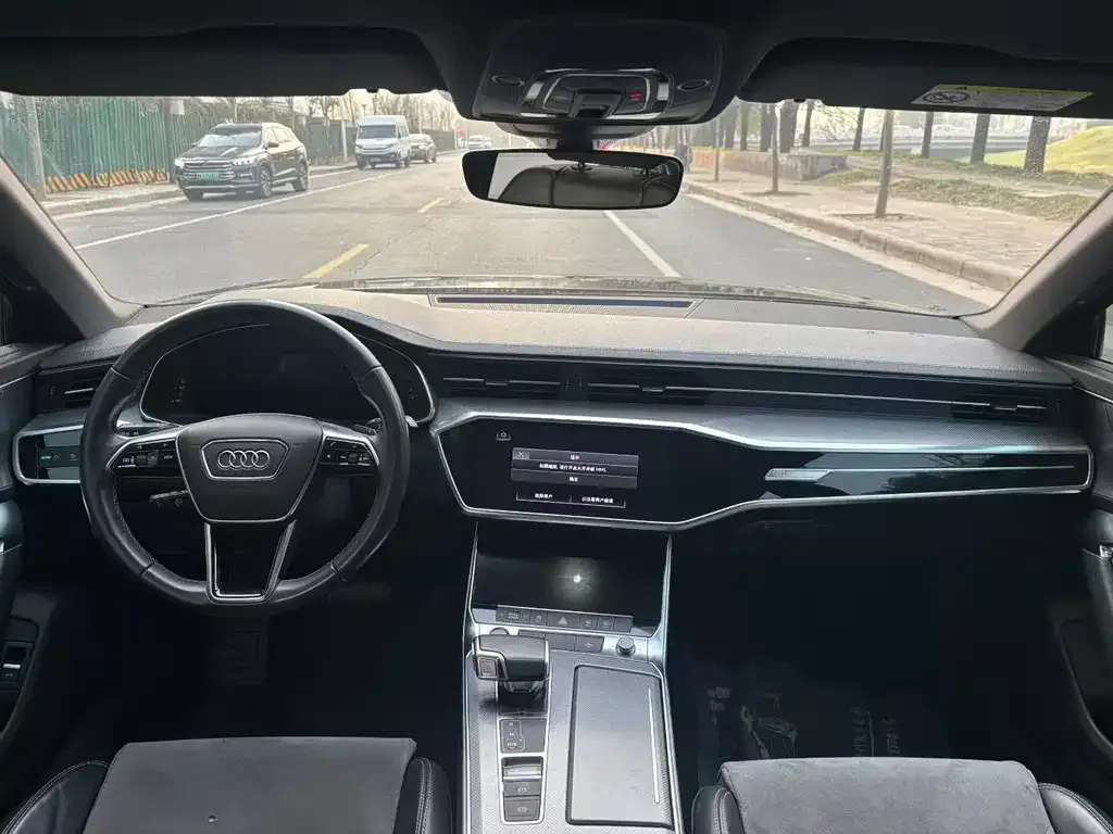 Audi A6L 2022 из CN, фото 8