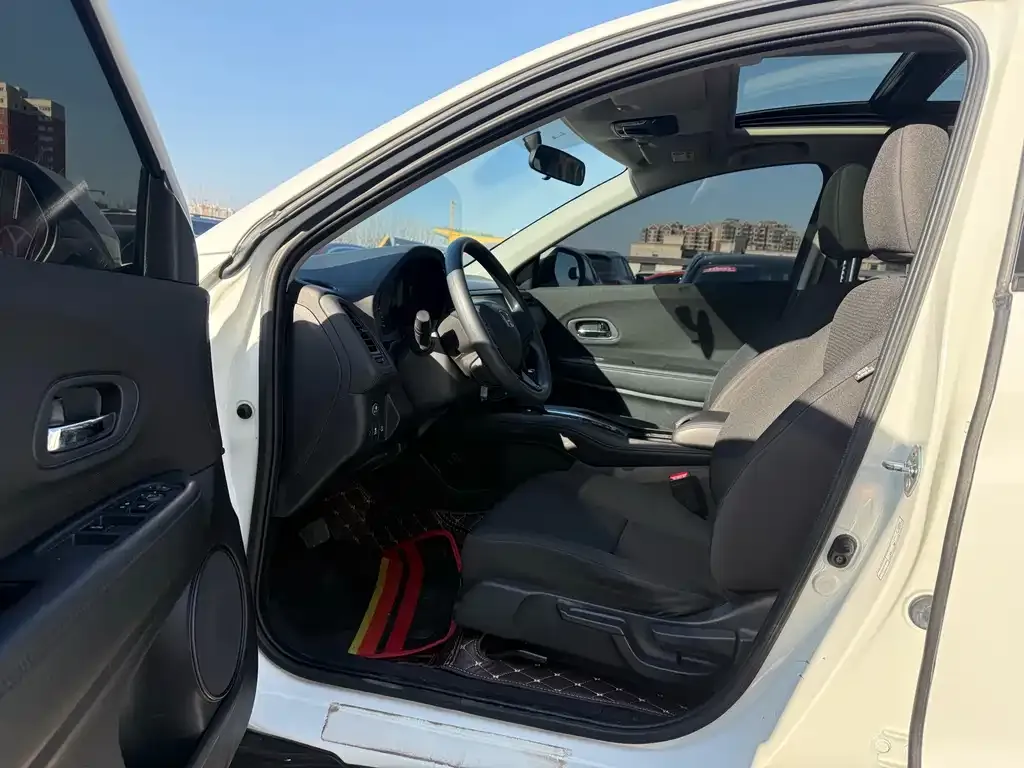 Honda Vezel 2022 из CN, фото 3