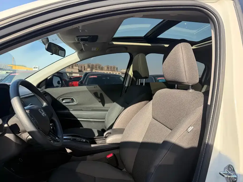 Honda Vezel 2022 из CN, фото 6