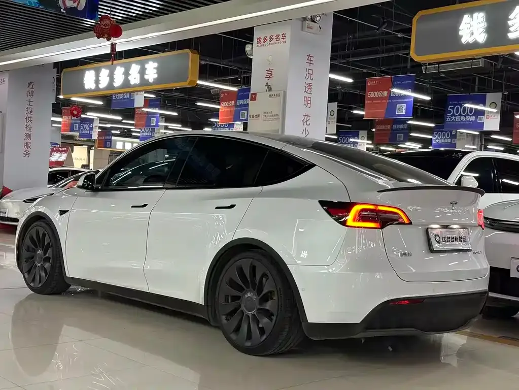 Tesla Model Y 2022 из CN, фото 8