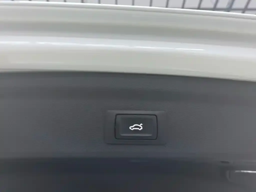 Audi Q3 2021 из CN, фото 3