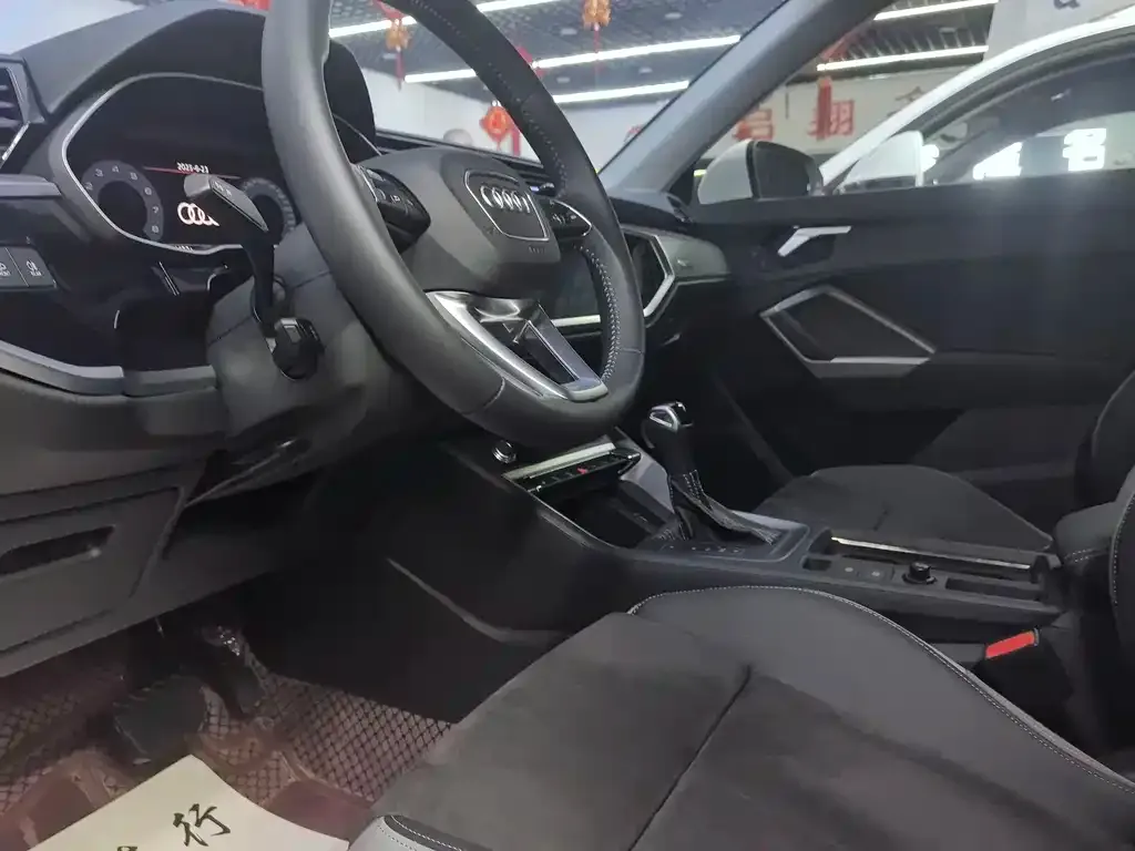 Audi Q3 2021 из CN, фото 5