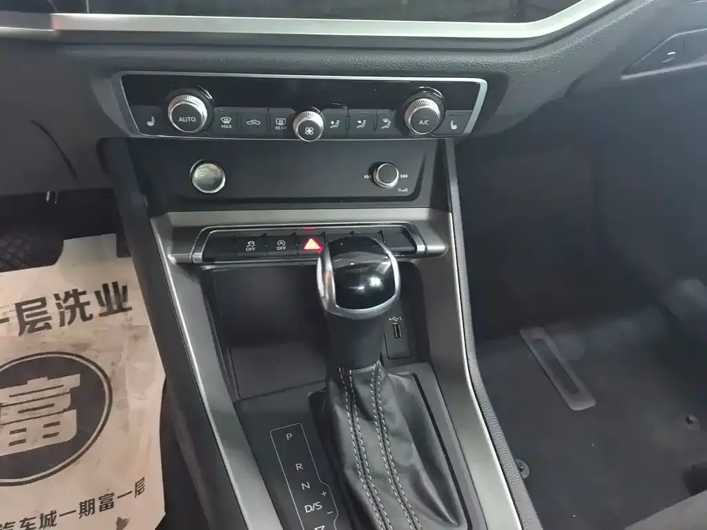Audi Q3 2021 из CN, фото 10
