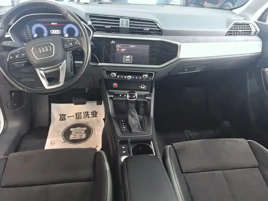 Audi Q3 2021 из CN, фото 8