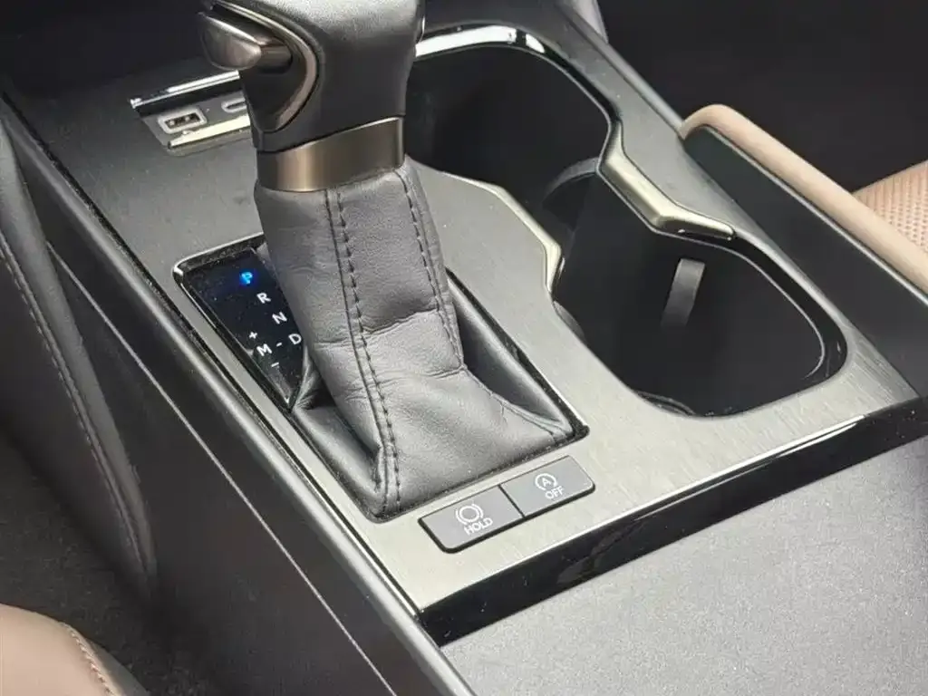 Lexus ES 2023 из CN, фото 8
