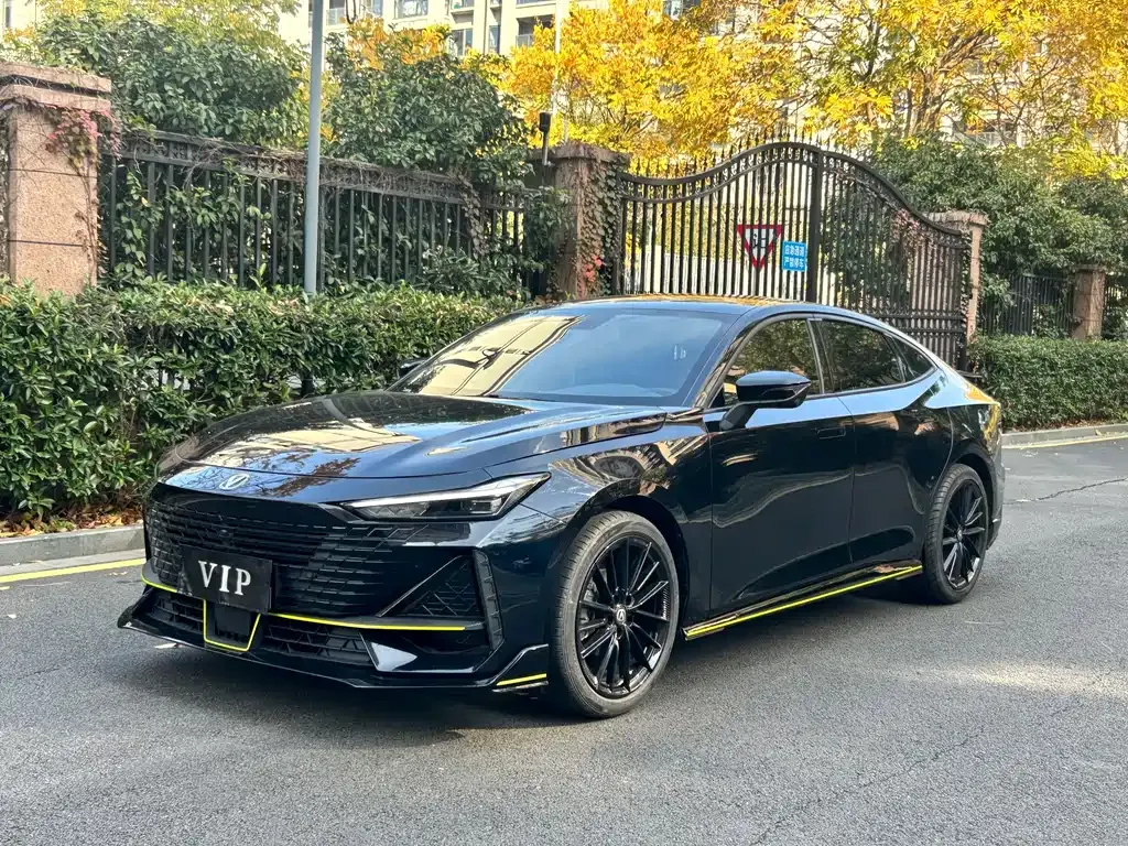 Changan UNI-V 2023 из CN, фото 1