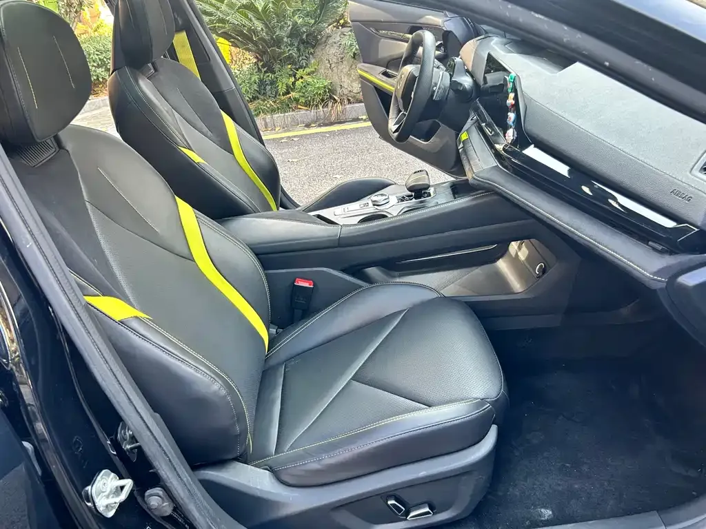 Changan UNI-V 2023 из CN, фото 7