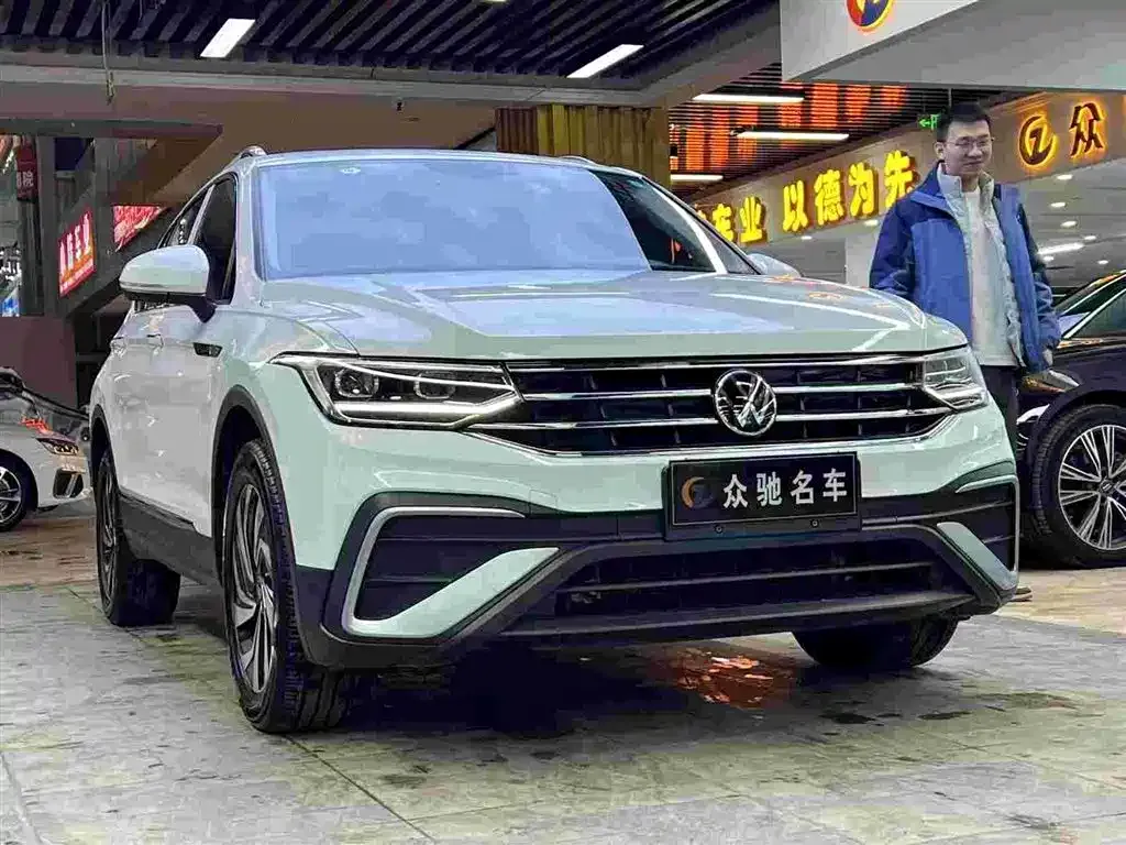 Volkswagen Tiguan L 2023 из CN, фото 1