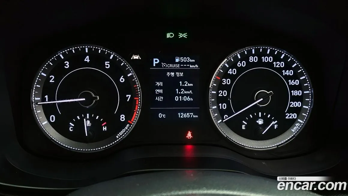 Hyundai Venue 2022 из KR, фото 8