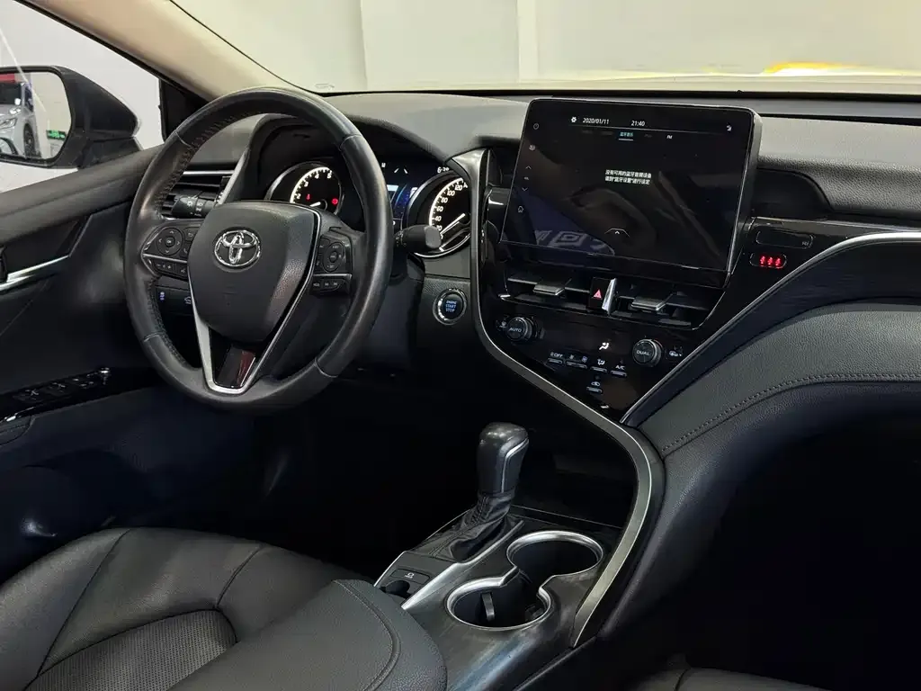 Toyota Camry 2021 из CN, фото 7