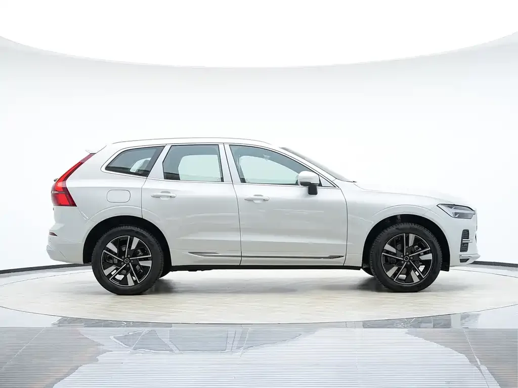 Volvo XC60 2025 из CN, фото 5